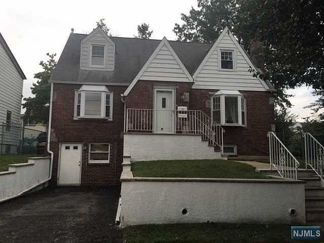 1st image of 45 Roosevelt Ave #2
