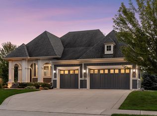 655 Shawnee Woods Rd, Medina, MN 55340
