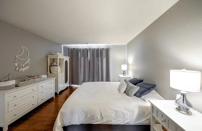 468 Laurel Ave — Photo 8