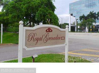 9673 Riverside Dr #3J, Coral Springs, FL 33071