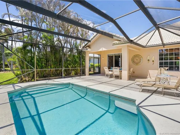 830 NW Red Pine Way, Jensen Beach, FL 34957