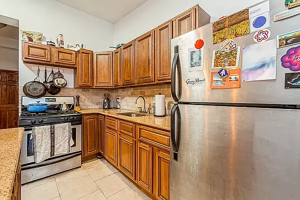 Sold by Ben Bay Realty Co. of Bay Ridge | media 6