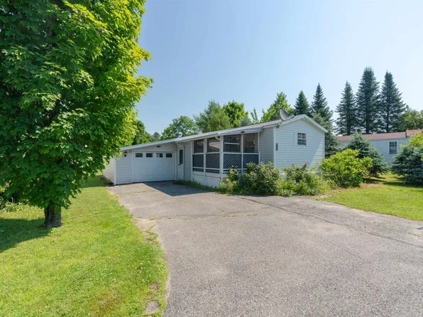 125 RedWood Drive, Hyde Park, VT 05655