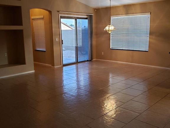 4th image of 14927 N 133rd Ln