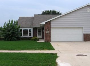 3563 N Terri Ln, Appleton, WI 54914