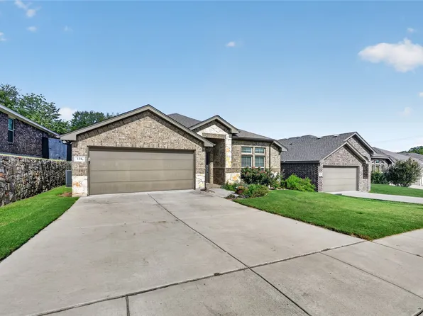 116 Wilson Cliff Dr, Fort Worth, TX 76108