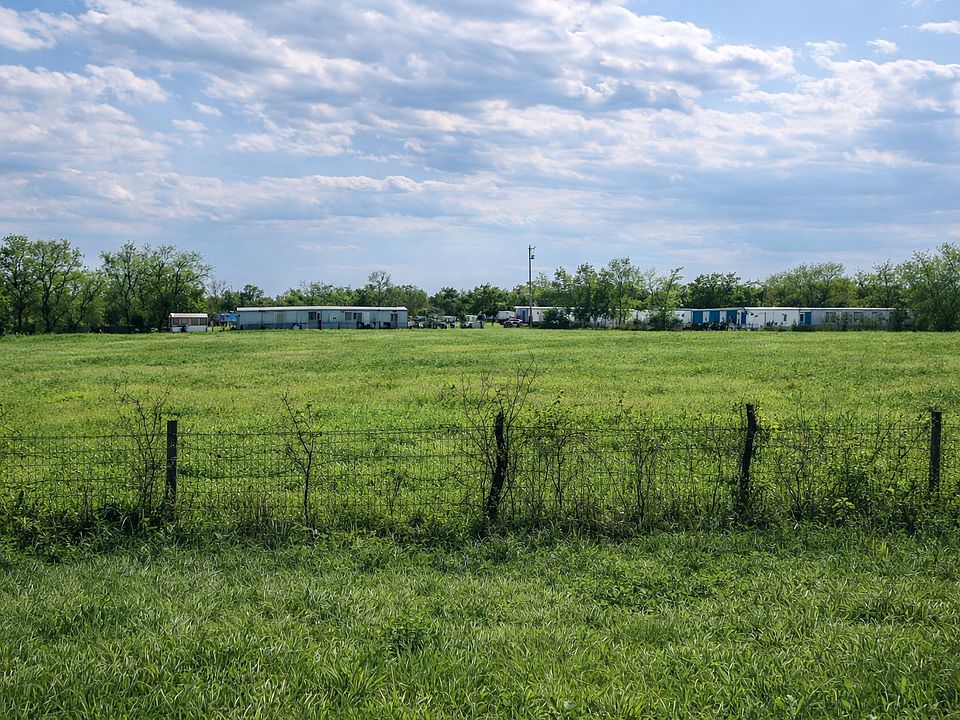 2nd image of S Fir St