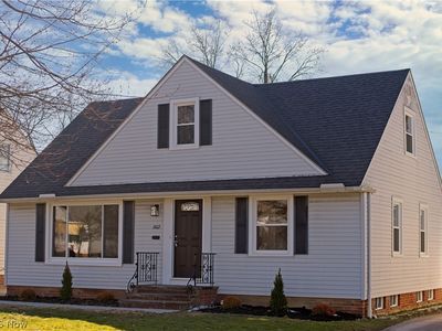 1662 Hawthorne Dr, Mayfield Heights, OH, 44124