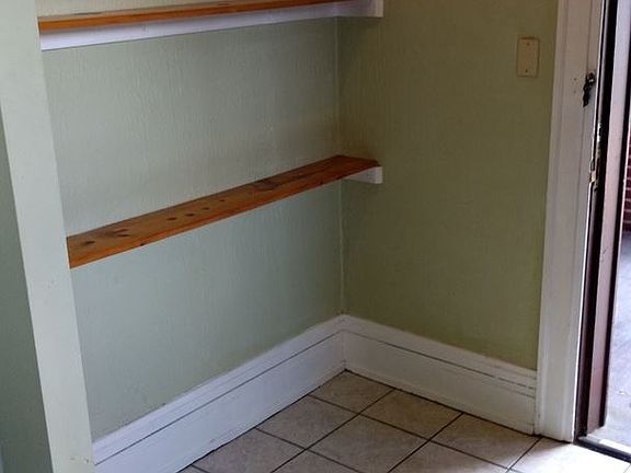 3rd image of 1133 Market St APT 111