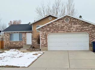 5473 S 3750 W, Roy, UT 84067