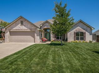 38 Griffin Dr, Canyon, TX 79015