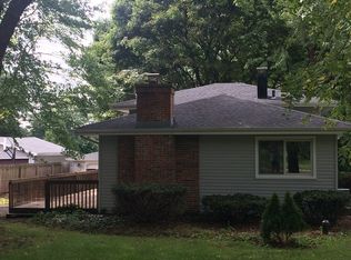 1S210 Lawler Ave, Lombard, IL 60148