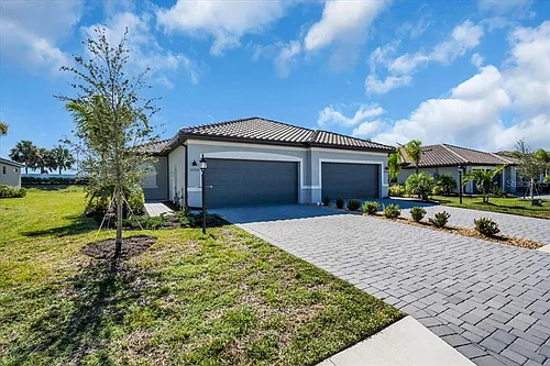 15736 Sunny Day Dr Photo 1