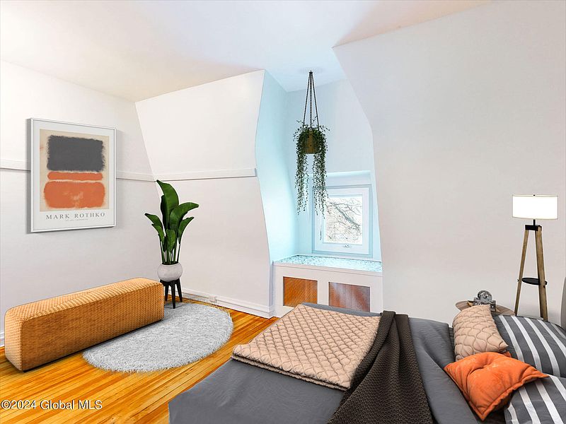 5th image of 36 Willett Street