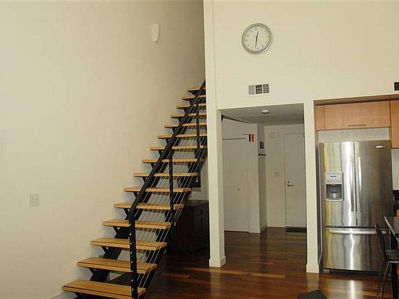 3rd image of 88 Bush St Unit 2126