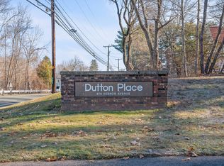 18 Dutton Place Way #18, Glastonbury, CT 06033