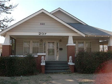 1st image of 207 N Hill St