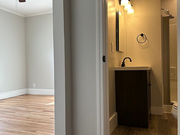 Bathroom just off the living/bedroom