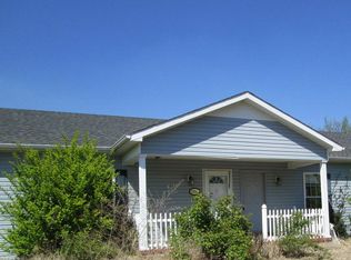 3904 Deer Lick Rd, Lewisburg, KY 42256