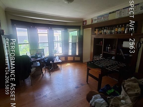 5th image of 2561 N Prospect Ave #2563