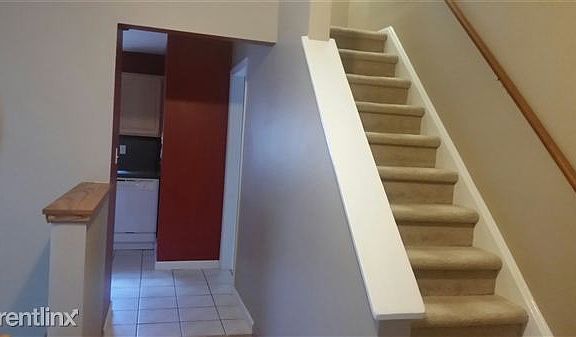 5th image of 23424 N Stockton Ave