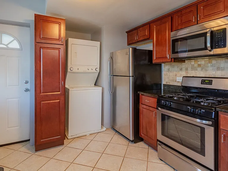 5726 N Mozart St #1A — Photo 6