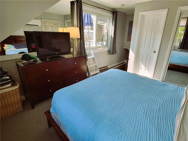 56 Prospect Hill St — Photo 8