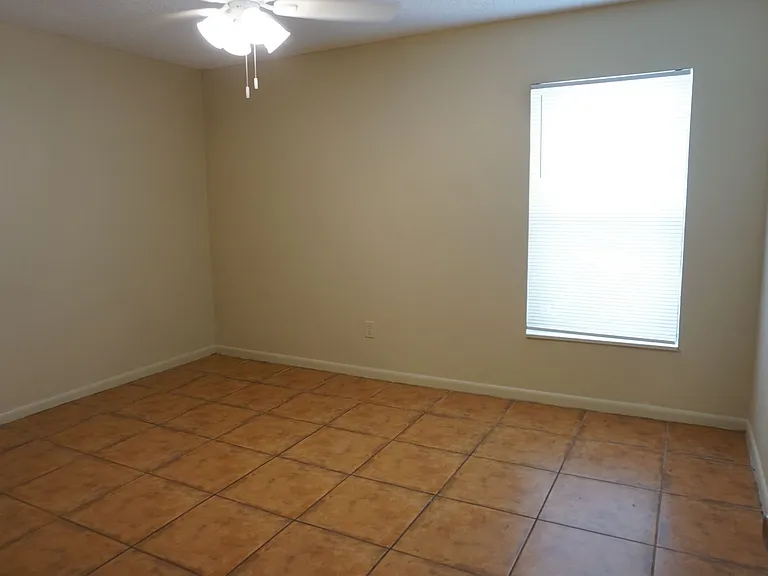 5539 Pinebay Cir N — Photo 6