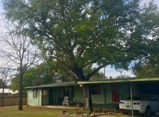 313 E 4th St, Camp Wood, TX 78833