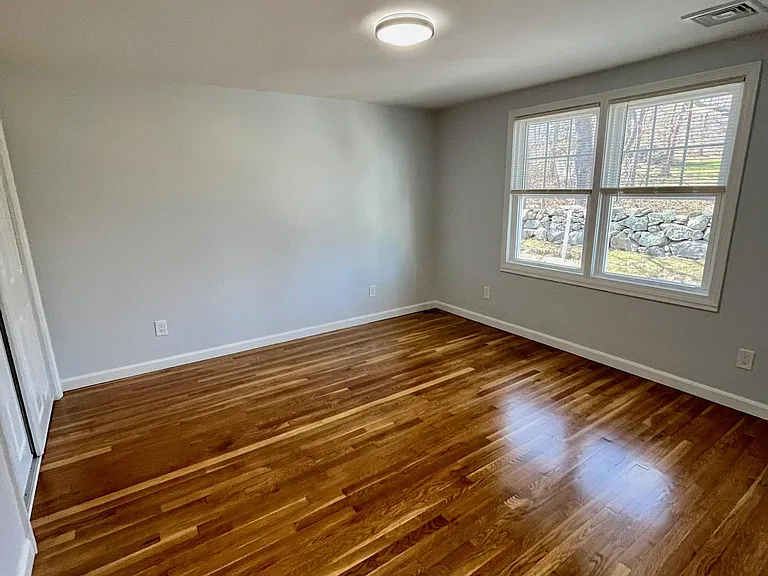 200 Bulgarmarsh Rd #7 — Photo 10