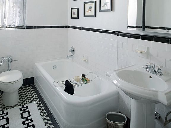 5th image of 460 W 24th St APT 8D