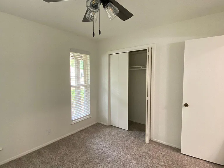 7211 Southwind Dr — Photo 14