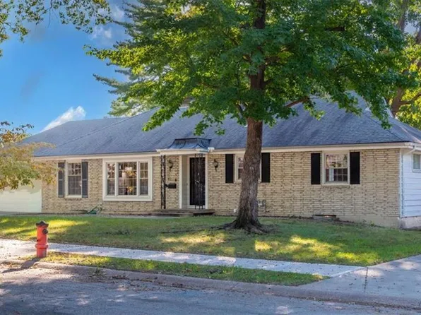 11000 Washington St, Kansas City, MO 64114