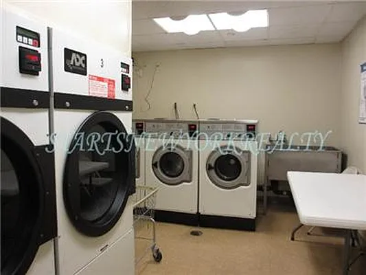 Rented by Starts New York Realty LLC | media 38