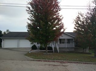 226 Champion Hills Dr, Berryville, AR 72616