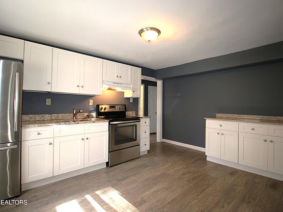 3rd image of 2108 Mitchell St