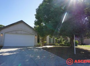1010 Invermay St, Bakersfield, CA 93312