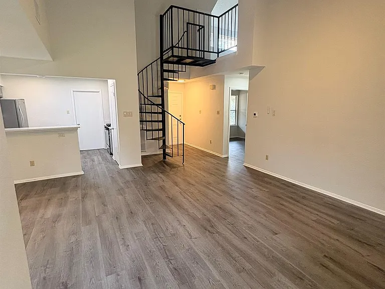 12406 Coronet St #B — Photo 5