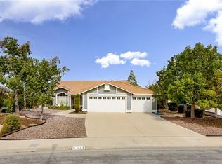 1053 New Star Cir, Riverside, CA 92506