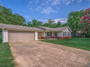 1313 Silver Falls Rd, Longview, TX 75604