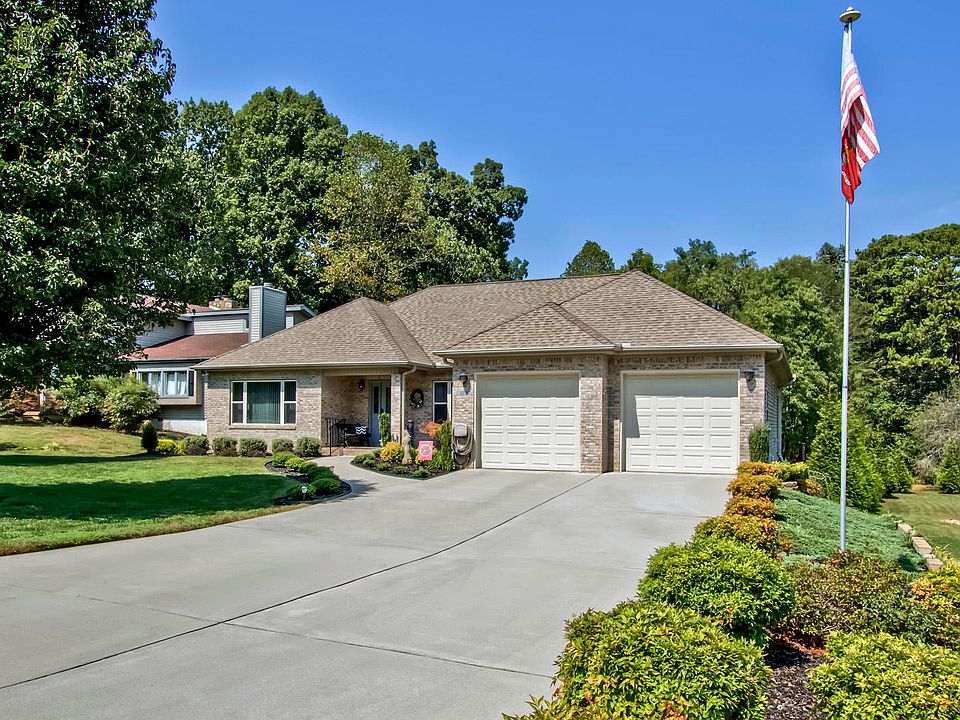 2nd image of 406 Cheestana Ln