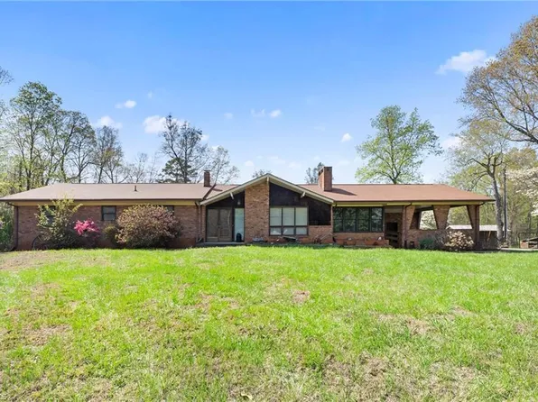 9188 State Highway 8, Lexington, NC 27292