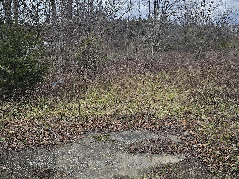 2nd image of Old Woodway Rd