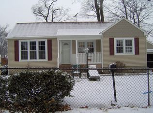 486 Netherwood Dr, Keyport, NJ 07735