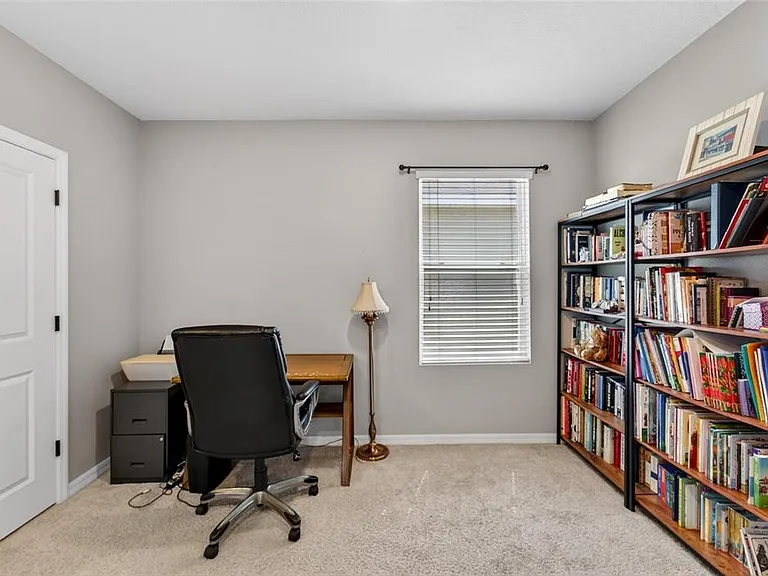 11176 Leland Groves Dr — Photo 27