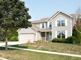 108 E Tomaras Ave, Savoy, IL 61874