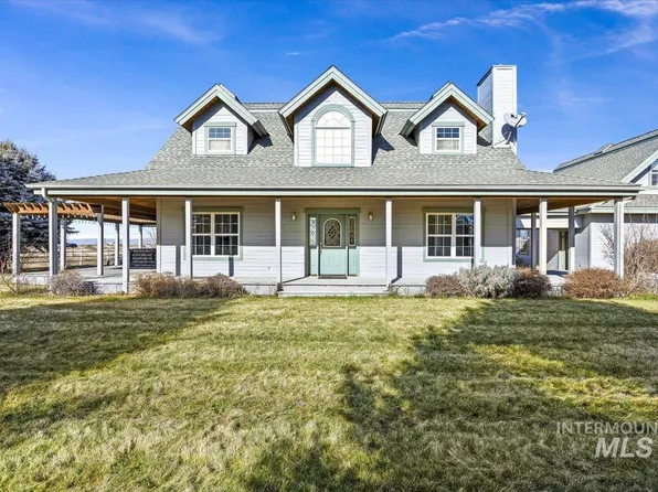 101 Quail Ridge Dr, Shoshone, ID 83352