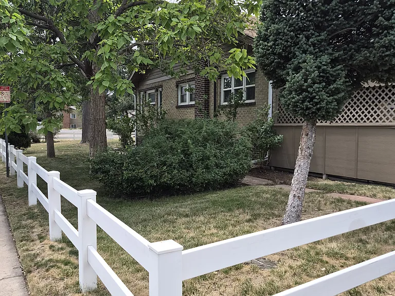 2801 W Mississippi Ave — Photo 9