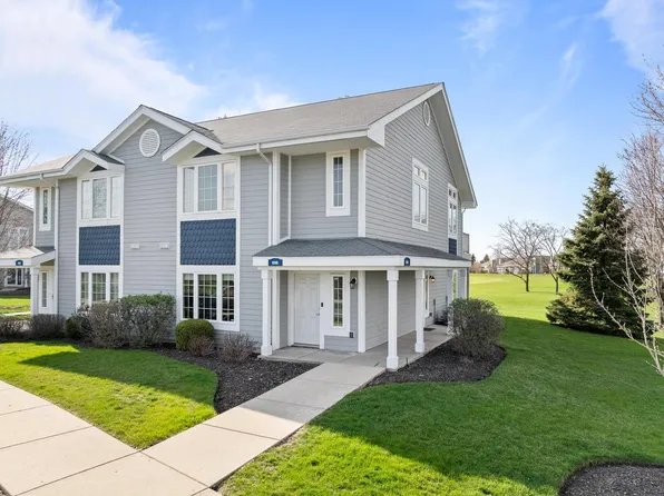 694 Geneva National AVENUE NORTH North #6-27, Lake Geneva, WI 53147