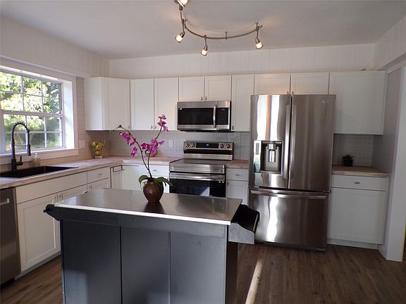 2nd image of 2236 16th Street